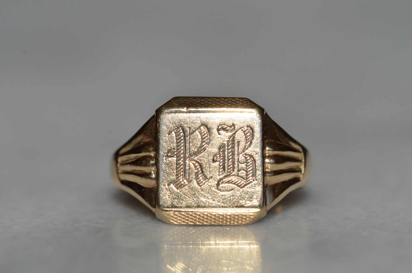 Bold Vintage Signet Ring RB
